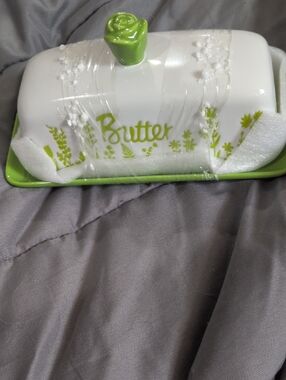 Green & White Butter Dish with Rose Knob